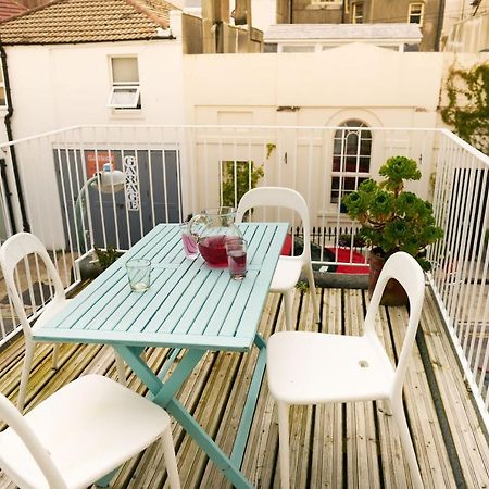 Lovely 4 Bed House 200M From The Beach 브라이턴 외부 사진